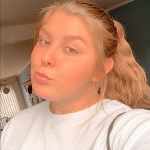 Meet your Posher, Jacklyn